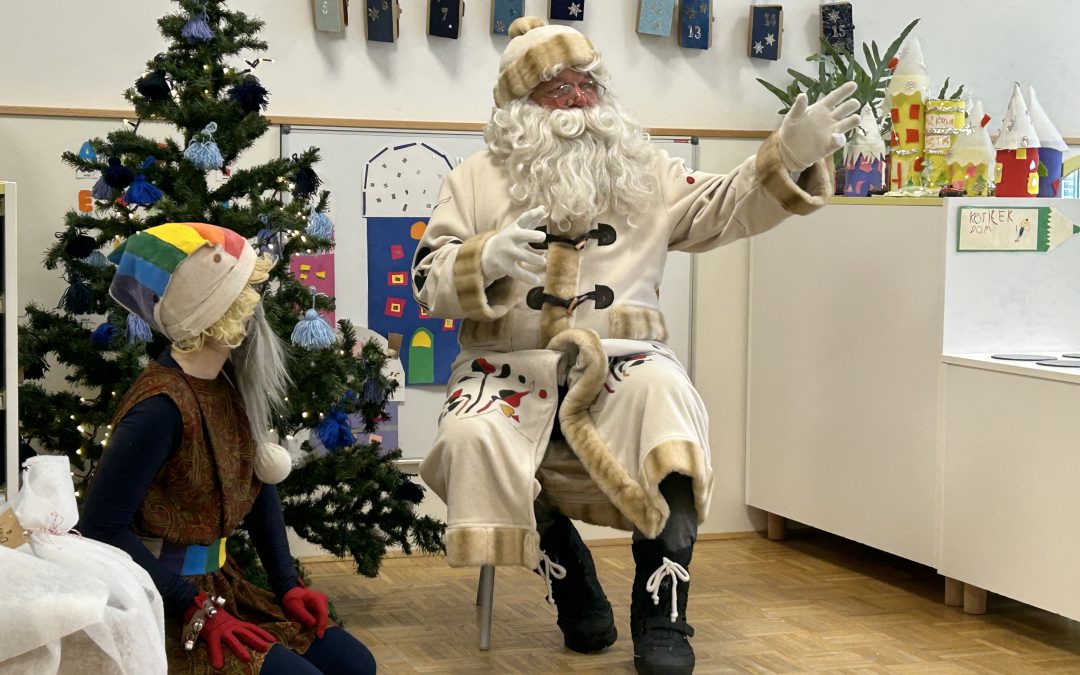 PRAZNIČNI MESEC DECEMBER